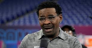 Michael Irvin: The Spark Behind Miami Hurricanes' Thrilling Win Over Virginia Tech