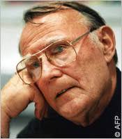 Though he&#39;s been on the list of billionaires for a number of years now, it might surprise many to know that Ingvar Kamprad does not actually own IKEA. - ingvar-kamprad