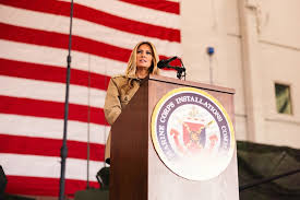 Melania Trump et Usha Vance: Soutien aux familles de Marines! 🇺🇸