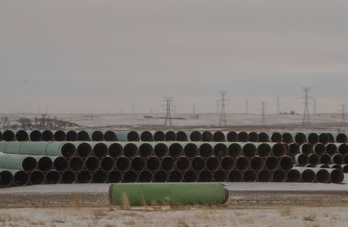 Trump suggests reviving Keystone XL as U.S. nears trade deal with Canada; industry instead pursues alternative pipeline he permitted in April