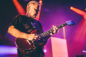 New Order anuncia show único no Brasil em novembro
