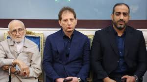 بازگشت بابک زنجانی، متهم بزرگ‌ترین پرونده فساد نفتی به حوزه نفت و طلا پس از عفو خامنه‌ای