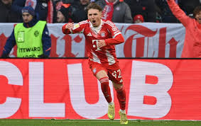 Lennart Karl: Bayern Munich's Rising Star