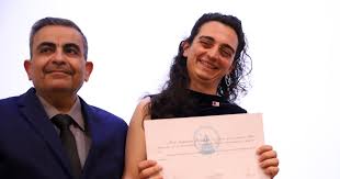 ¡Orgullo UNR! Física Trans Rompe Barreras y Logra Promedio Histórico