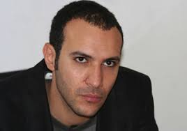 والمؤلفون يواصلون الثورة على طريقتهم الخاصة. نشر فى : الإثنين 2 يناير 2012 - 11:55 ص | آخر تحديث : الإثنين 2 يناير 2012 - 11:55 ص. محمد دياب. منة عصام - Mohamed-Diab