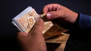 Salário mínimo de 2026 começa a ser pago na semana que vem; saiba o novo valor