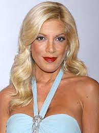 Following in the footsteps of her onscreen alter ego Donna Martin, Tori Spelling is set to open her own clothing store. Just like her Beverly Hills 90210 ... - Tori1