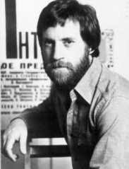 Vladimir Vysotsky Some still argue about whether Vysotsky was more of a poet or an actor. Some claim that his songs and verses are rather mediocre and it ... - vysotsky_02