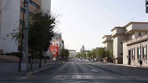 Calles del Centro lucen vacías por puente del Natalicio de Benito Juárez