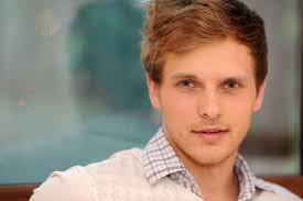 images?q=tbn:ANd9GcSv799tzzYxIlwhLBtDlwMG5NNwKjhR0KV2fDEzyaSrKbShp05w