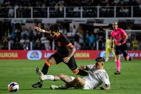 Santos e Corinthians ficam no empate pelo Paulistão