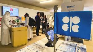 Petrolio, l’Opec aumenta la produzione di 188 mila barili. Primo incremento senza gli Emirati Arabi