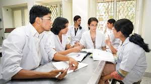 NMC plans to fill vacant faculty posts in medical colleges with retired army and railways doctors | Mint