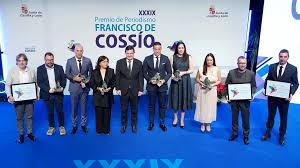 Mañueco reivindica el periodismo riguroso como baluarte del Estado de Derecho