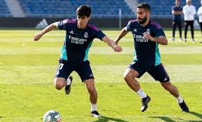 Transfer Race: Why Denzel Dumfries and Pedro Porro Are in the Spotlight