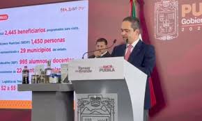 Llevarán gratis a 2 mil 445 alumnos y menores vulnerables a la Feria de Puebla 2026