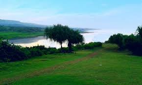 Image result for PANTAI PUNCAK GUHA
