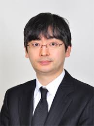 1985年 初段 1990年4月1日 四段 1992年10月1日 五段 1995年11月20日 六段 1998年4月1日 七段 1999年4月1日 八段 2001年8月6日 九段. 郷田真隆. Masataka Goda - gouda