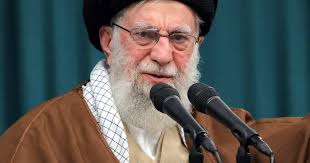 واکنش حساب خامنه‌ای به بازگشت تحریم‌ها: با این‌ها نمی‌شود مذاکره کرد و قرار گذاشت