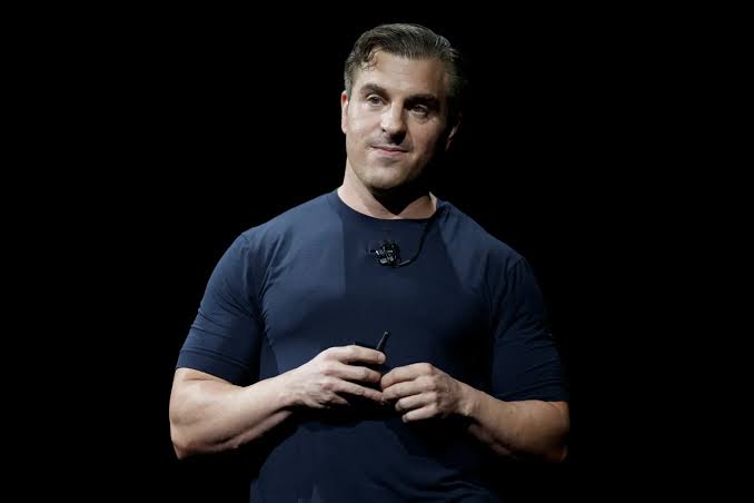 Airbnb CEO Brian Chesky pairs staff up to help combat workplace isolation |  Fortune