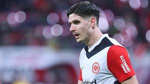 Kicker - News update