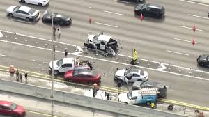 3 hospitalized after multi-car crash on I-95 near Sunrise Boulevard, fire rescue says