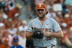 Volantis, Cozart named finalists for national pitching awards