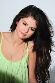 Résultat de recherche d'images pour "selena gomez"