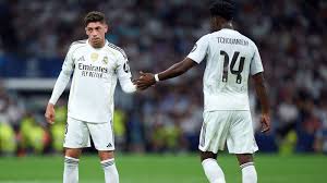 El primer desafío del capitán: Valverde lucha por resolver el dilema de Mourinho en el Real Madrid