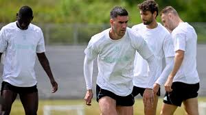 Juve, via al sogno americano: la notte del debutto