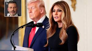 Donald én Melania Trump eisen ontslag van talkshowhost Jimmy Kimmel na grap over first lady: ’Ze straalt als een aanstaande weduwe’