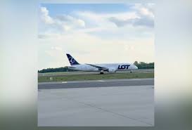 Piloto de avião desmaia após decolagem em voo lotado saído da Espanha, e copiloto faz pouso de emergência na Itália