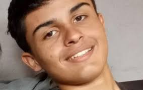Adolescente de 15 anos morre após ser atropelado por trator em fazenda, no Sul de MG