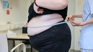 Estados Unidos afirma estar “enfermo”; Gobierno de Trump anuncia nueva pirámide alimenticia