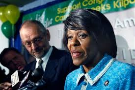 carolyn-cheeks-kilpatrick-reelection.jpg AP PhotoDemocratic Congresswoman Carolyn Cheeks Kilpatrick of Detroit addresses the media after announcing her bid ... - carolyn-cheeks-kilpatrick-reelectionjpg-204a2f7f4b12df97_large