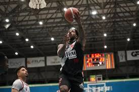 Vasco estreia treinador, fica 23 pontos em desvantagem e consegue virada sobre o Pato Basquete no NBB