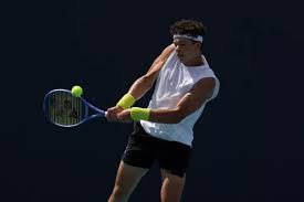 ATP Houston Day 3 Predictions: Shelton vs. Zhang & More
