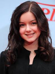 “Modern Family” Star Ariel Winter Just Revealed That She Is Now Roommates With Her On-Screen Brother Nolan Gould — And Fans Are Emotional