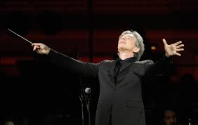 Michael Tilson Thomas, eminent orchestra leader, dies at 81