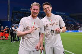Napoli vs. Cagliari: Can the Champions Keep Their Crown? - Imagen principal del artículo