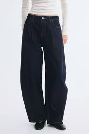 Barrel Regular Waist Jeans