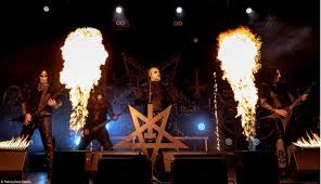 Dark Funeral ने पेश किया 'A Beast To Praise': 90 के दशक की लाइव तीव्रता की वापसी