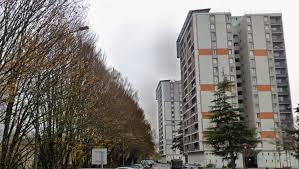 Elle aurait échappé un court instant à l’attention de sa sœur : une fillette de trois ans meurt après une chute du 6e étage — Midi Libre