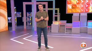 Que horas começa o BBB 26 hoje, segunda (26)?