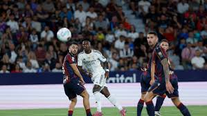 Real Madrid Demolish Levante! Mbappé's Double Seals Victory! - Imagen principal del artículo
