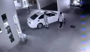 Balacera entre sicarios deja dos muertos en motel de Colima