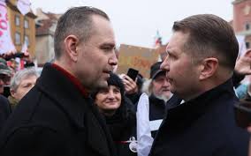 PiS może zmienić konstytucję po 2027 roku. Ale musi użyć „opcji atomowej”