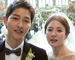 Song Joongki and Song Hyekyo (2017) Korean Drama resmi