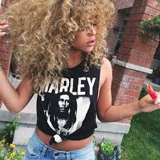 R&eacute;sultats de recherche d'images pour &laquo;&nbsp;fille swag cheveux boucl&eacute;s blond&nbsp;&raquo;