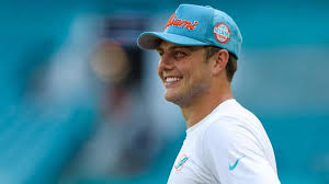 Nicolette Wilson: Dolphins Game Day Style